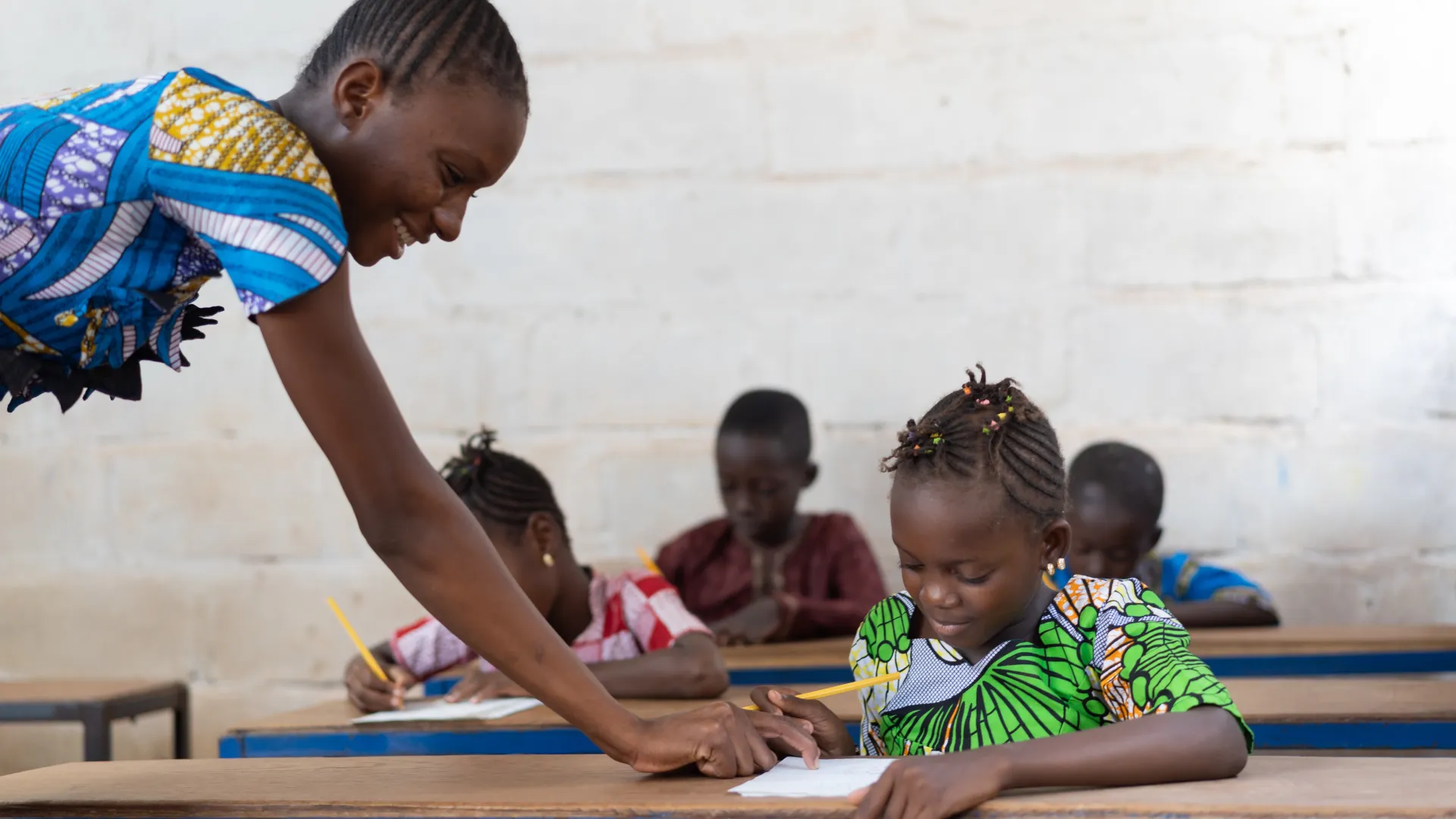 Foundational learning, children and teacher
