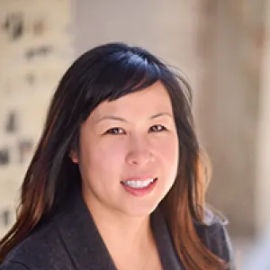 Jennie Jiang headshot