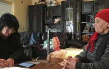 Georgian women working together