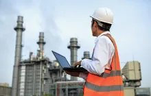 Factory inspector in Mexico